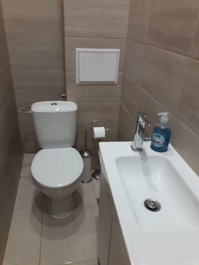 Ferienwohnung La Dolce Vita, Luxury In The Absolute Center Burgas City Exterior foto