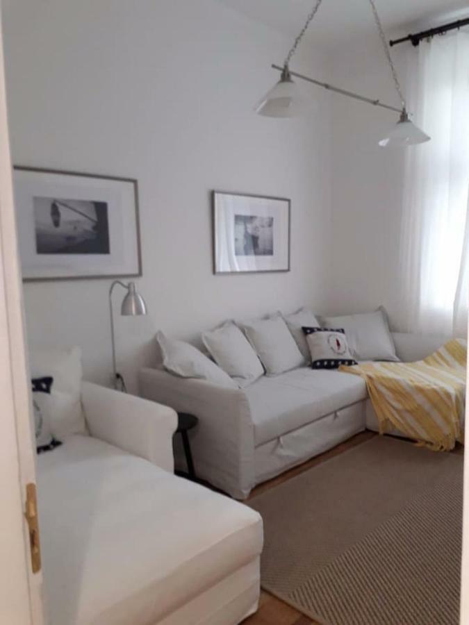 Ferienwohnung La Dolce Vita, Luxury In The Absolute Center Burgas City Exterior foto